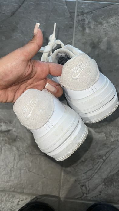 обувки nike air force 1