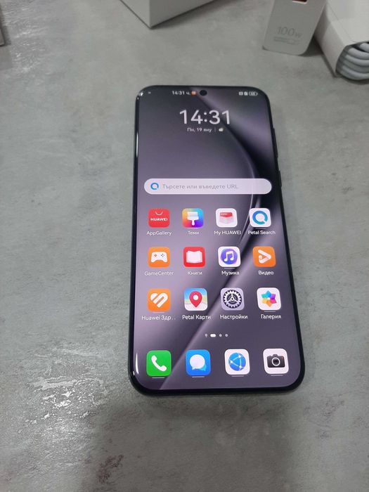 Нов Huawei Pura 70 Pro, 512GB, 12GB RAM, Гаранция 06,2027г,