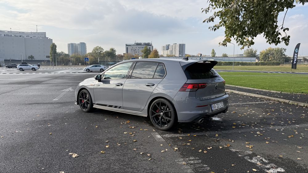 VOLKSWAGEN Golf 2022 — imagine 3