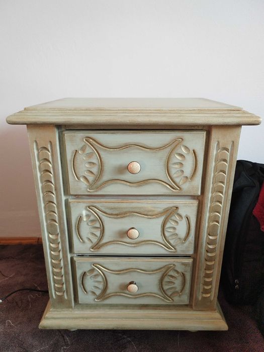 Noptiera/corp cu sertare