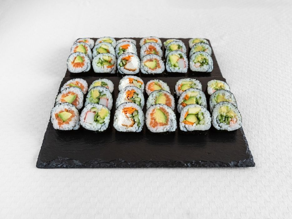 Суши Кетъринг за Фирмени Събития – Впечатлете Екипа и Гостите