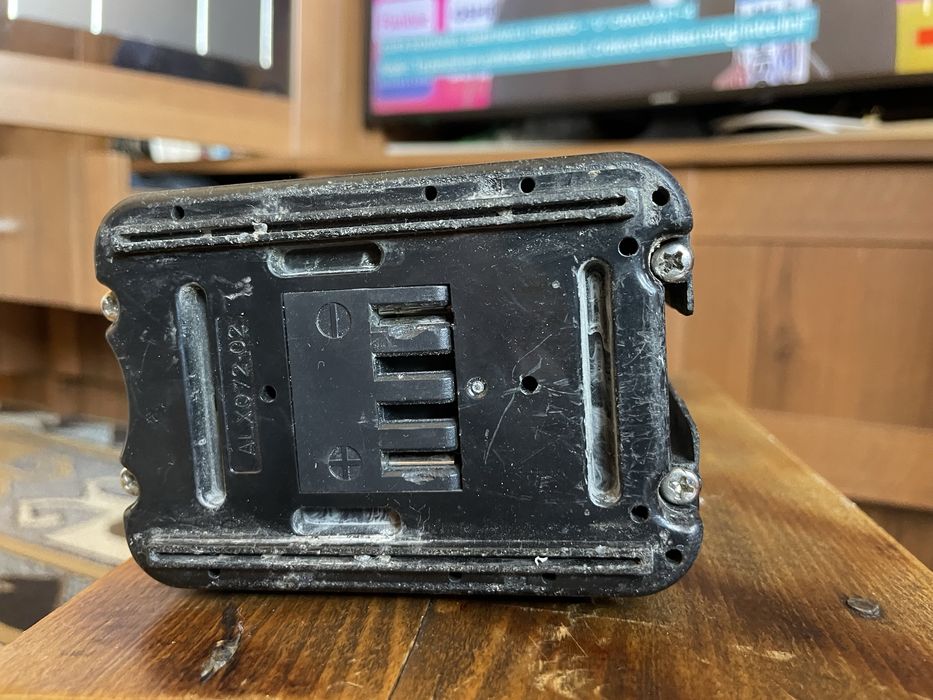 Vînd baterie bicicleta electrică 48v si 18Ap.