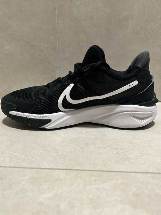 Кроссовки Nike оригинальные 36 размер