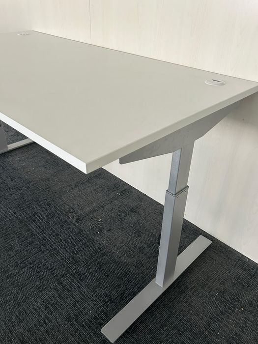 17 Buc. Birou Reglabil pe Înălțime 160x80 cm, Cadru Metalic; Masă de Lucru; Mobilier Office Desk