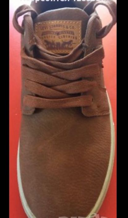 Обувки LEVI’S оригинални 42 номер като нови