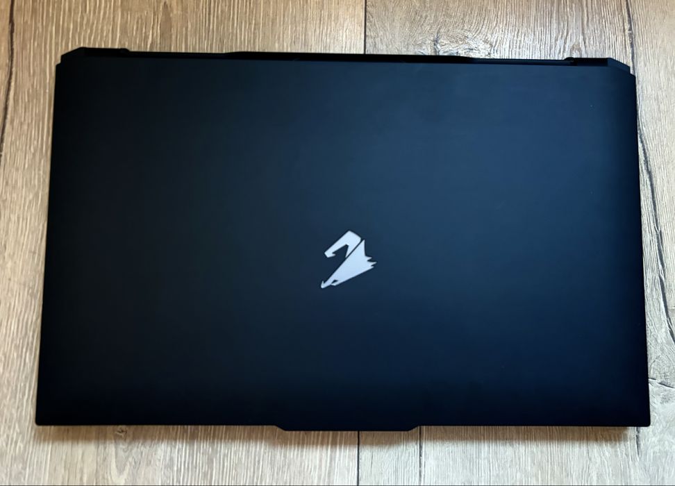 Laptop AORUS Gaming 17.3’ i5 12500 12th 16RAM 512SSD RTX 4060 360hz