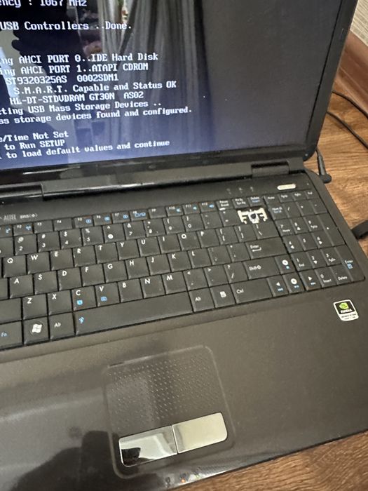 Продам ноутбук ASUS K501 (черный)