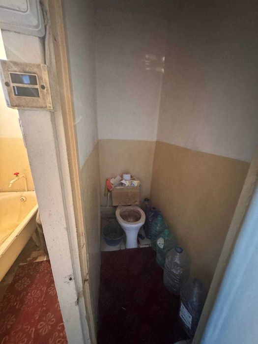 Уй сотилади кассобликда