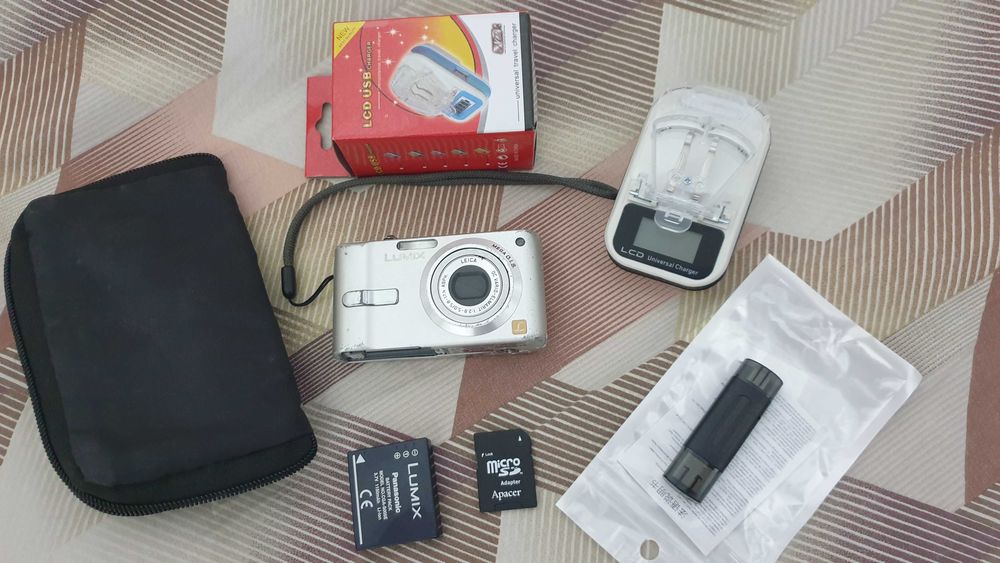 Panasonic Lumix DMC-FX10