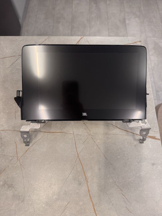 Монитор  оригинал новый JBL Камри 75 (Q)