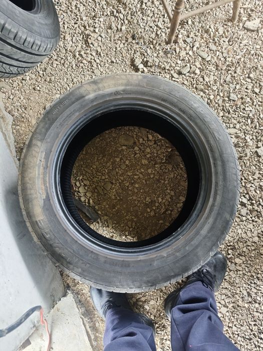 Летни гуми 235/60/18 в много добро състояние