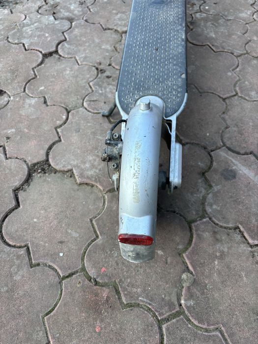 Trotineta xiaomi mercedes defecta