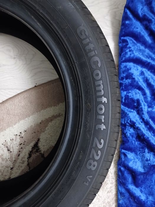 Комплект новых шин