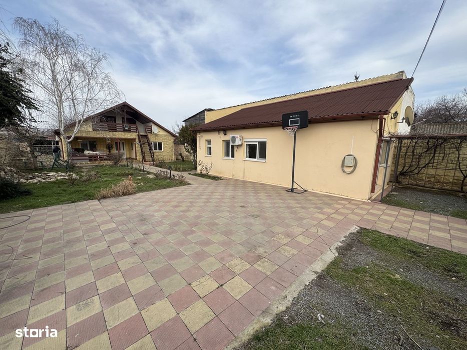 Casă 120 mp + casă 49 mp, teren 640 mp, deschidere 15 ml, Calea Dobrog