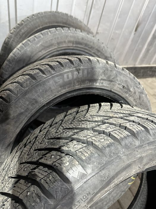 Зимние шины шипованные