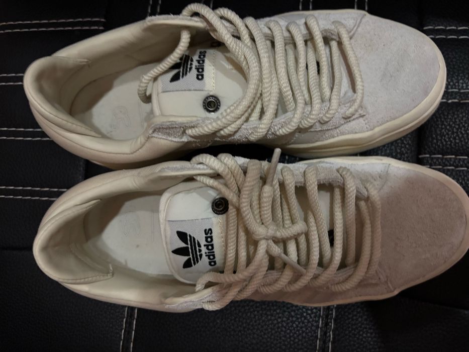 Кроссовки адидас 39р