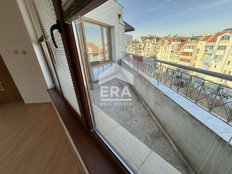 Продава се Тристаен апартамент в Бургас, Лазур - 92 кв.м за 1081 €/кв.м - Снимка #7