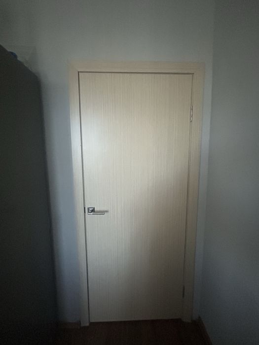 Двери продам срочно