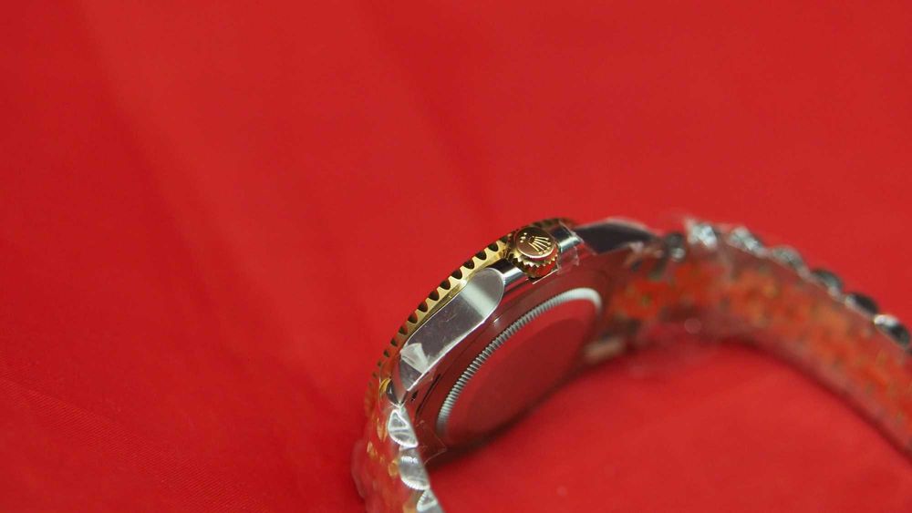 Допълнително позлатяван и модифициран Rolex GMT