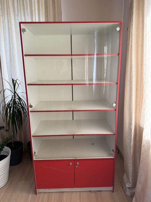 Продам шкаф хороший