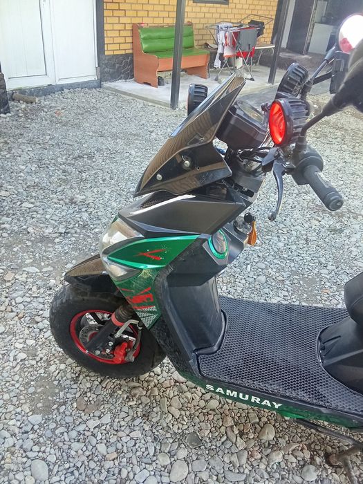 Мопед самурай в хорошем состояний