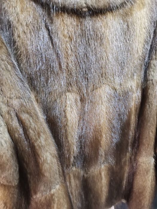 Haine de blană de nurcă