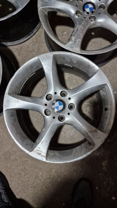 Продам диски bmw 230 стиль r18