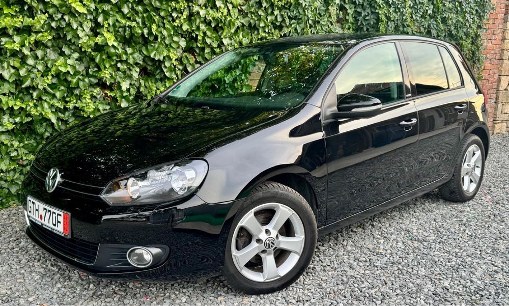VOLKSWAGEN Golf 2011 — imagine 2