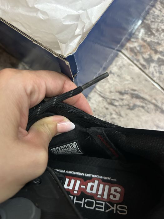 Маратонки скетчърс