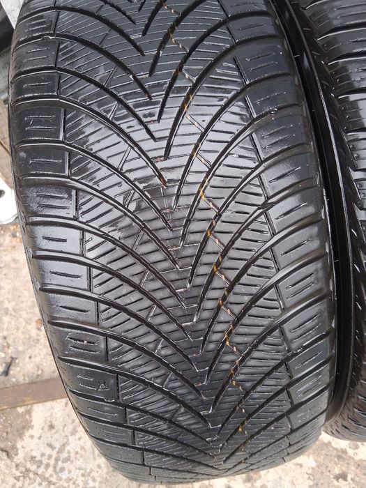 235 55 18 KUMHO  2бр всесезонни дот 2024г
