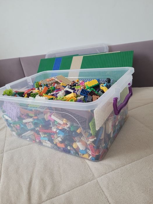 Piese LEGO originale 3.5 kg + 6 plăci