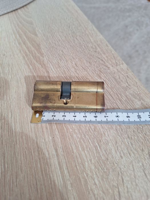 Cilindru, butuc siguranță ușa metalică  35/40