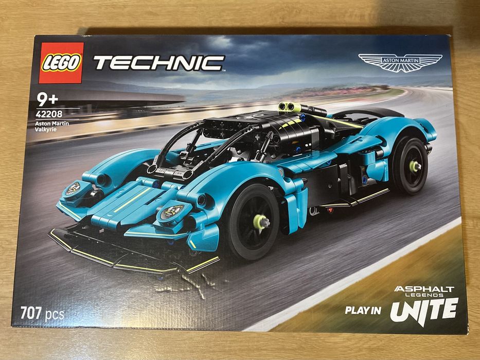 Lego Technic Aston Martin Valkyrie