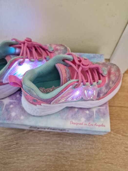 Детски маратонки - номер 27 - светещи skechers