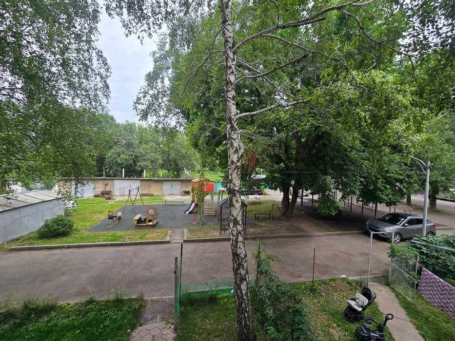 Продам 2ком. мкр. Нурлытау дом 1