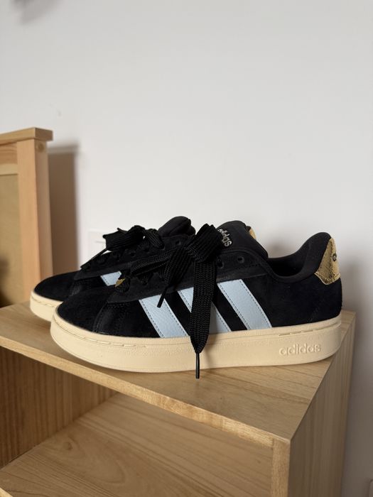 Adidas cloudfoam confort