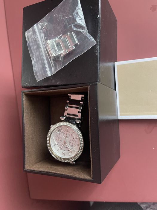 Майкл Корс, часы в отличном состоянии