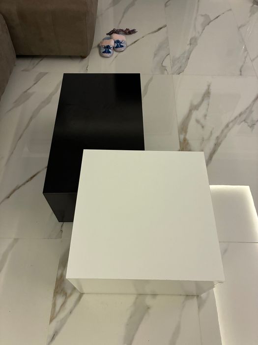 Почти нова холна маса