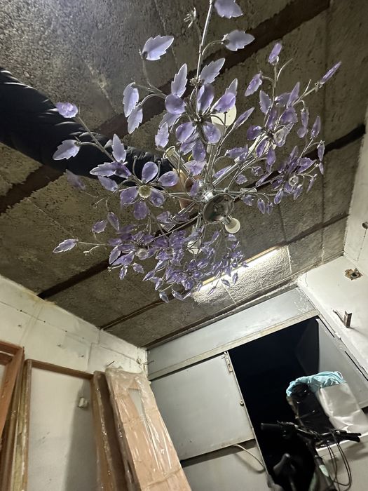 Продам люстры , в рабочем состоянии.