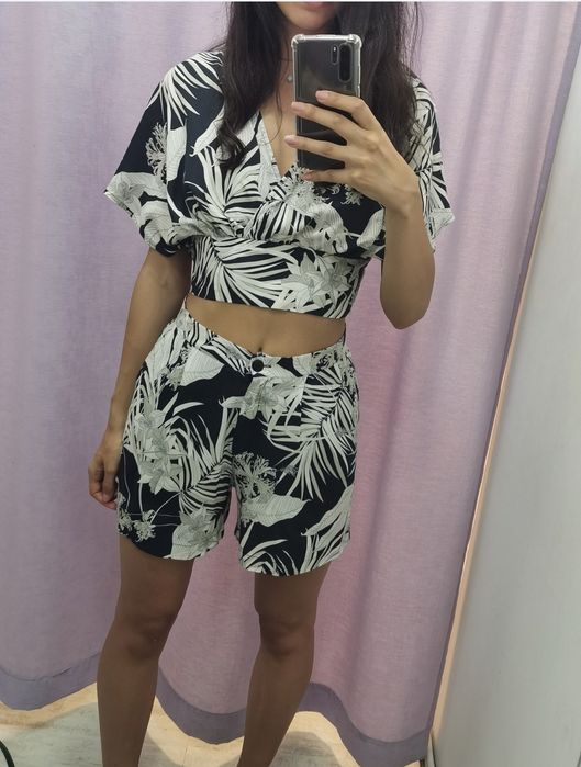 Летен сет Corso Italia топ риза и панталони S размер