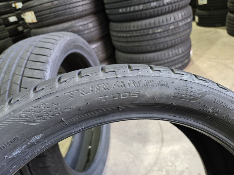 225/40/19 BRIDGESTONE 2бр