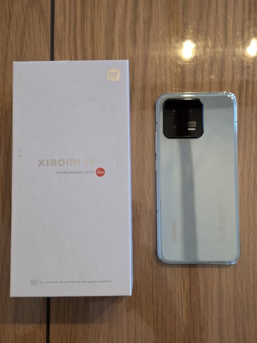 Xiaomi  13    5G