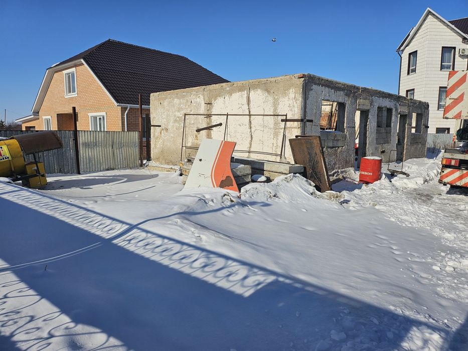 Продам участок под строительство