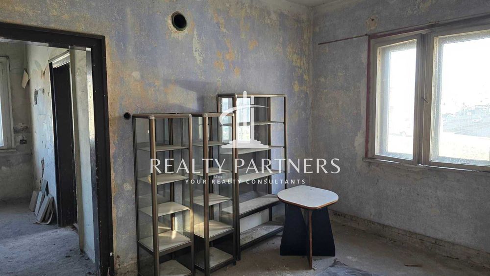 Отдава под наем офис – кв. Твърди ливади, гр. Перник