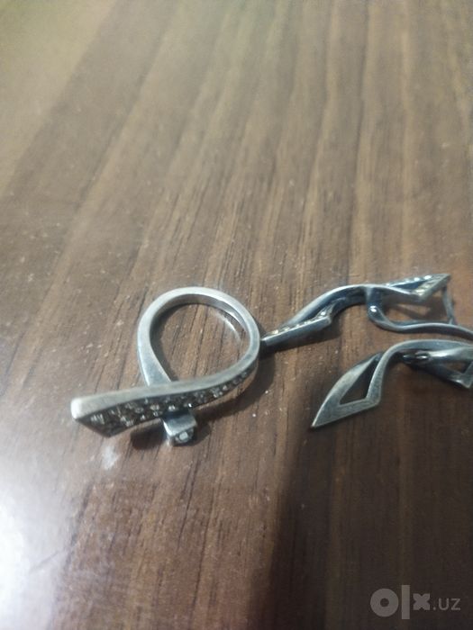 Продам серебро .