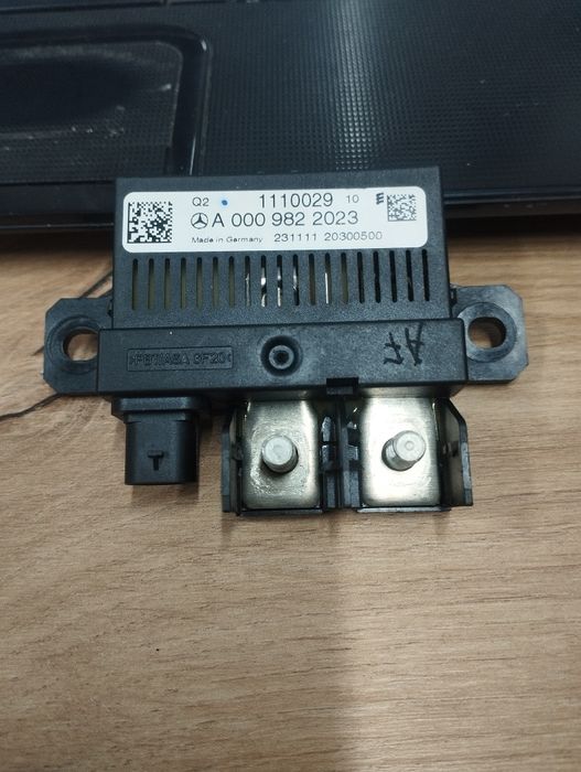 Реле малък акумулатор