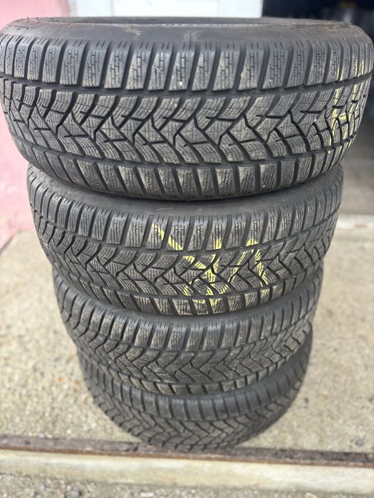 Vand Anvelope Dunlop  215/60/16