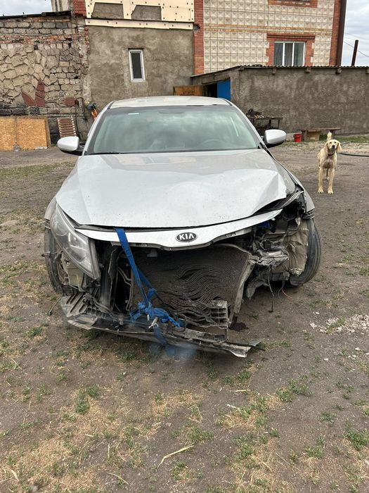 Продам Kia K5 после дтп