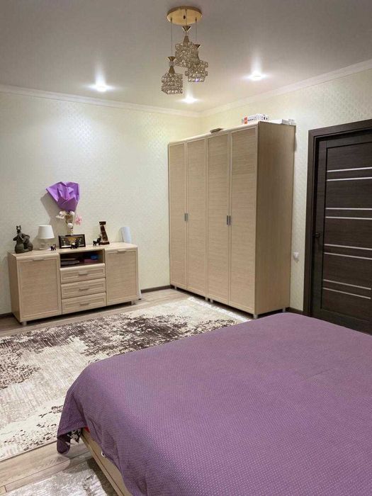 Продается евро 3 комн Саина,36а