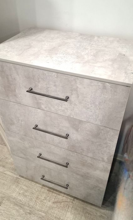 Продам комод, крепкий, высокий